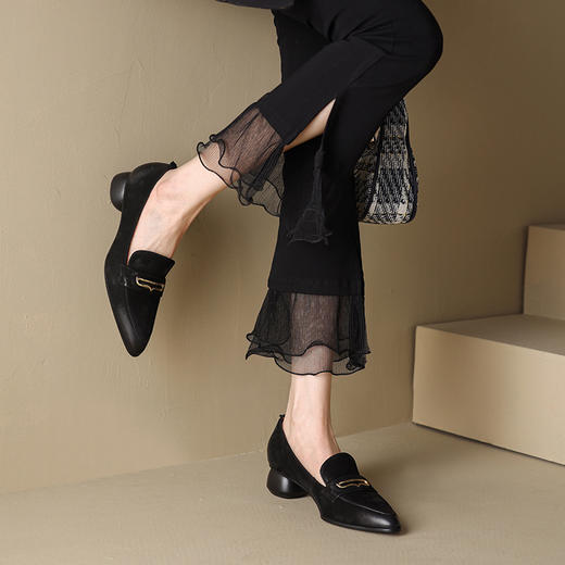 粗跟浅口单鞋，真皮爆款网红女鞋粗跟尖头鞋子HYT-7206-A 商品图8