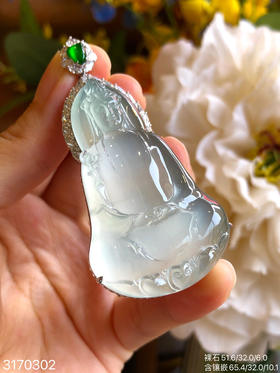 玻璃观音吊坠【3170302】具体价格微信咨询