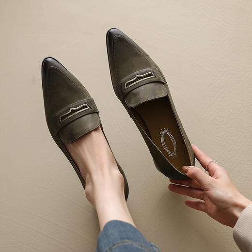 粗跟浅口单鞋，真皮爆款网红女鞋粗跟尖头鞋子HYT-7206-A 商品图2