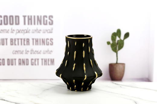 现代简约-鳄鱼纹路-玻璃花瓶 商品图1