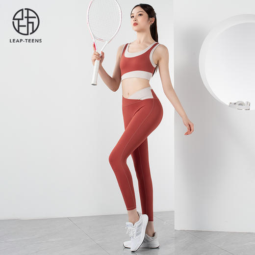 跃牌【欲动春风】系列一体式撞色瑜伽背心一体式胸垫22748裸感无痕交叉腰运动九分裤22381（此款为欧码，建议拍小一码！） 商品图12
