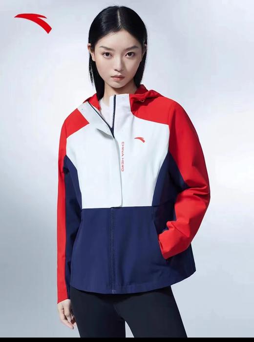 安踏潮牌  女款上衣 商品图0