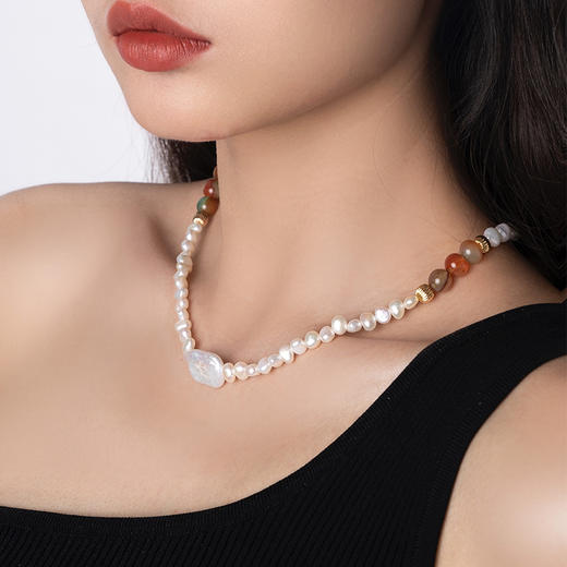 时髦百搭 ELOANE GALLERY 小众设计天然淡水巴洛克珍珠间隔彩色玛瑙项链（预售7天）【不支持用券】 商品图2
