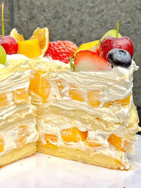 芒果榴莲千层四寸