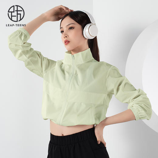 跃牌【欲动春风】系列户外运动短款风衣22617（此款为欧码，建议拍小一码！） 商品图3