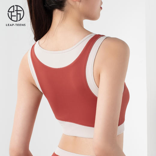 跃牌【欲动春风】系列一体式撞色瑜伽背心一体式胸垫22748裸感无痕交叉腰运动九分裤22381（此款为欧码，建议拍小一码！） 商品图2