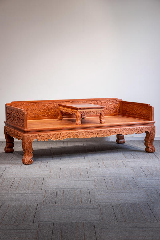 红桥红  家具严选  缅甸花梨（大果紫檀）【198 三弯腿双龙戏珠罗汉床 两件套】 商品图1