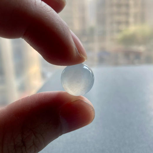 冰种翡翠大珠子 商品图8