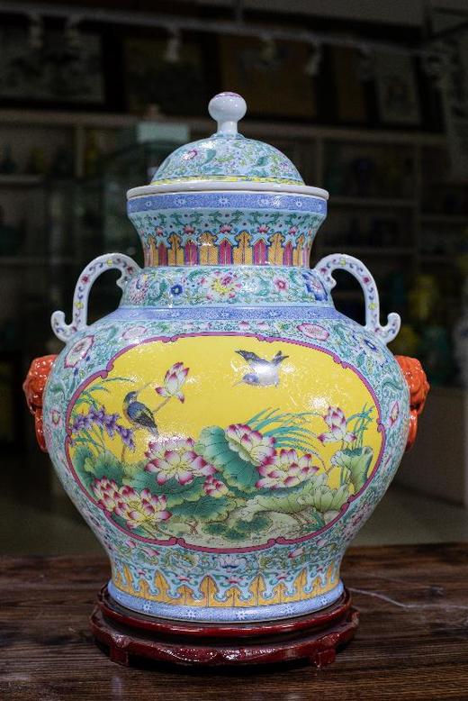 扒花珐琅彩如意罐 商品图0