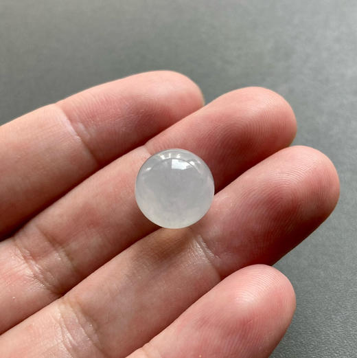 冰种翡翠大珠子 商品图5