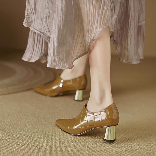 经典百搭，全真皮高品质气质款单鞋ND-15056S 商品图8