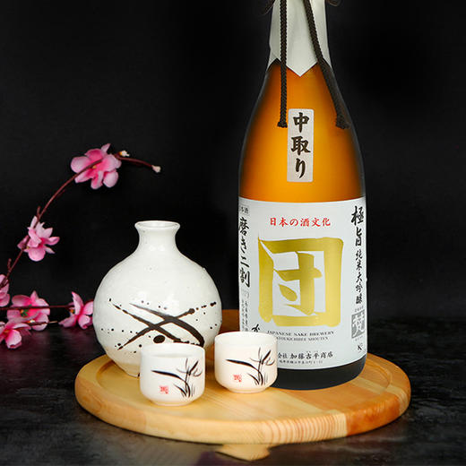 梵清酒团 日本酒原装进口 纯米大吟酿 清酒 低度酒 洋酒 米酒 1800ml 商品图1