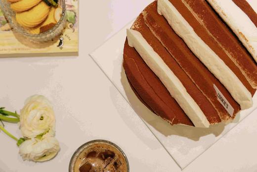 提拉米苏 致敬经典，还是要减糖 还原蛋糕本身的味道 去细品每一样食材自己的香气 欢迎提前预定，当日订单或加急请拍下备注，我们会与您联系 商品图2