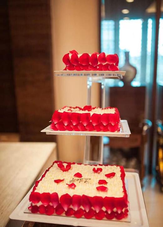 百利甜情人3层架子蛋糕（含1000元架子押金） 商品图0