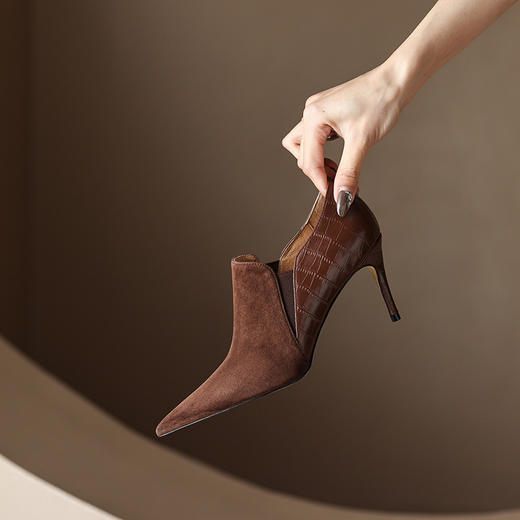 法式复古单鞋，女尖头细跟春新小皮鞋气质翻皮中跟深口女鞋拼色MLS-633 商品图6