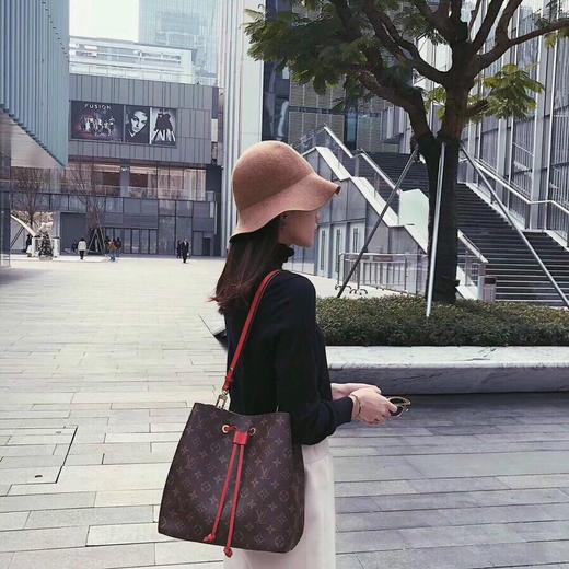 驴家NEONOE桶包 商品图5