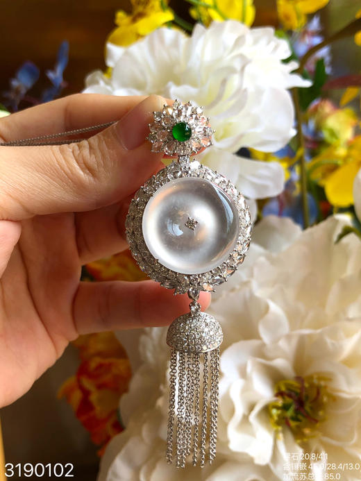 3190102，玻璃平安扣吊坠。具体价格微信咨询 商品图1