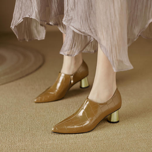 经典百搭，全真皮高品质气质款单鞋ND-15056S 商品图7