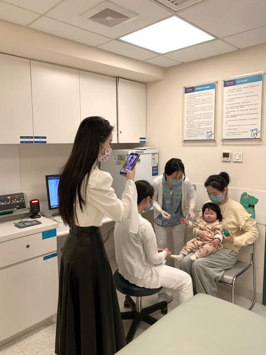 Read Nameless /假两件白色拉链衬衫+高腰长皮裙伞裙 商品图3