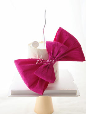 女士款 褶皱纸蝴蝶结 网红同款 名媛风 浪漫 高级 仪式感 纪念日 简约蛋糕