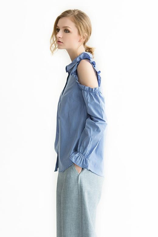 BCBGeneration 蓝色露肩条纹衬衫 657 商品图1