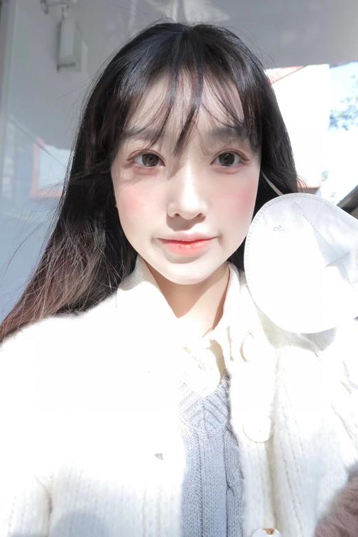 Bennycat 亚麻青柑 月抛 直径14.5 着色13.7 含水42% 基弧8.6 商品图7