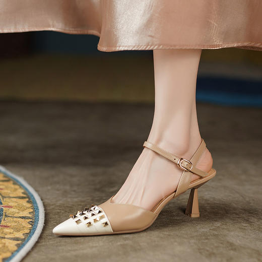 优雅简约，里外全皮高质感铆钉复古包头凉鞋SLK-H319 商品图5