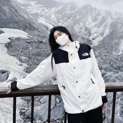 【下单即赠MLB袜子】TheNorthFace北面冲锋衣 ，春季必备的da牌冲锋衣，防水、防风、防脏 商品图6