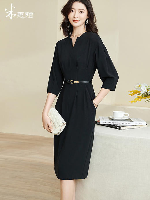 剩S 【现货】米思阳2024秋季新款知*方纯色中长裙压褶收腰七分袖连衣裙0190 商品图1