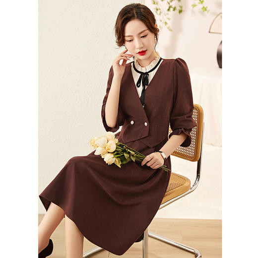 HR WM89039假两件设计感长袖圆领连衣裙 商品图0