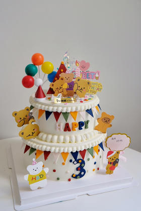 欢乐小熊双层蛋糕