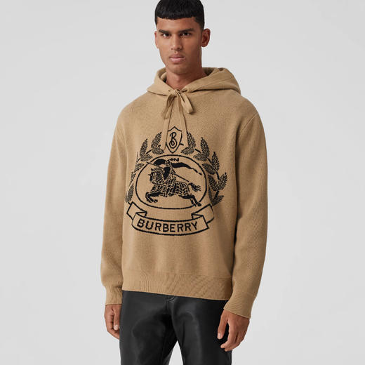 BURBERRY 巴宝莉 男士马术骑士装饰羊毛提花宽松连帽针织衫 驼色 8064129 A1420 商品图1