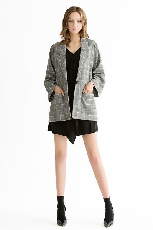 BCBGeneration 黑色包裹式小黑裙 651 商品图3