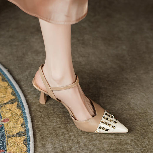 优雅简约，里外全皮高质感铆钉复古包头凉鞋SLK-H319 商品图6