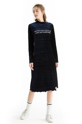 Tied  Hands 丝绒中高领连衣裙 1062