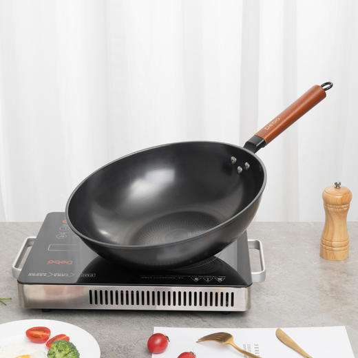 Debo德铂艾娜炒锅家用精铁无涂层氮化防锈炒菜锅电磁炉燃气灶通用 商品图0