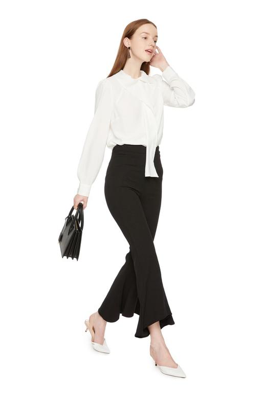 AVA 飘带装饰白色上衣 6044 商品图1