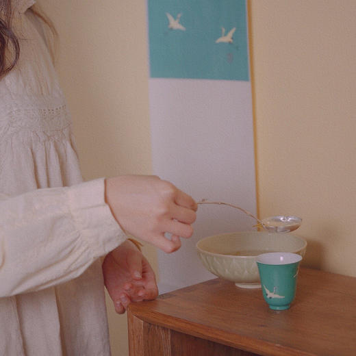 乾茂号/银分茶勺  竹柄海棠型银制分茶勺  尺寸：总长18cm  勺直径5.5*5.9 商品图5