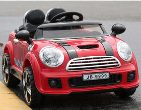 “老头乐”集体大跌，风靡一时的微型车为何一夜间失宠？