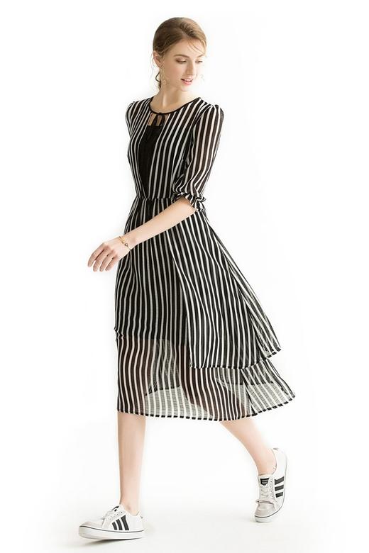 AVA 黑白竖条纹镂空连衣裙 1756 商品图0