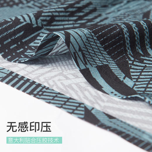 奥尼捷新款男士运动短裤吸湿排汗时尚花色跑步瑜伽健身运动短裤 商品图4