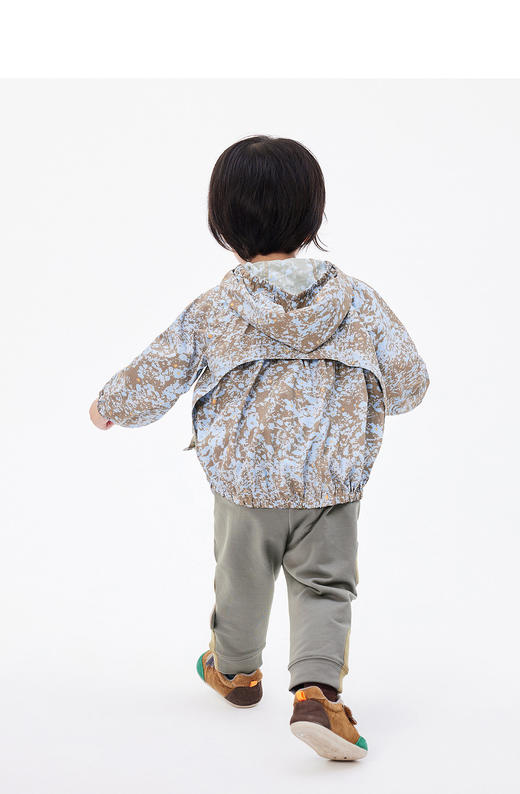 jnby  23年春款  ，原创印花连帽夹克  YN3612360 商品图5