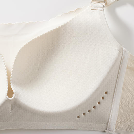 都市丽人无痕常规内衣BC薄3/4杯泳布文胸四排树脂胶圈LB242A 商品图1