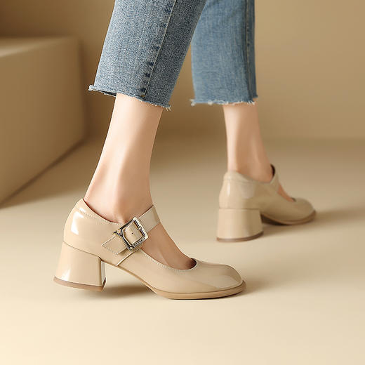 春季新款，小香风牛漆皮圆头中跟单鞋肥脚TZ-124 商品图0