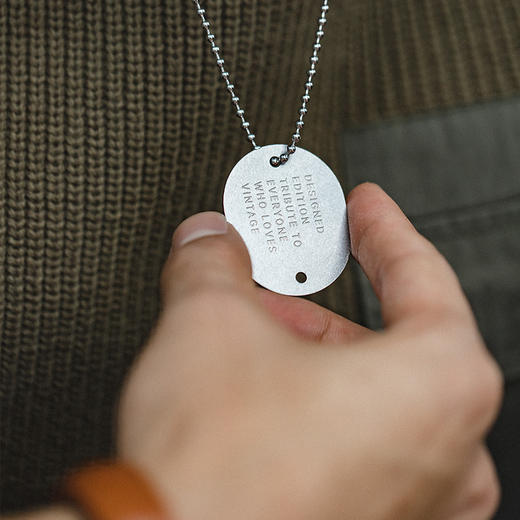 马登工装美式复古字母军牌吊坠项链嘻哈狗牌蹦迪土酷兵挂件痞帅潮 商品图1