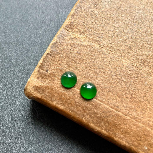 高冰种老坑帝王绿阳绿翡翠蛋面一对 商品图2