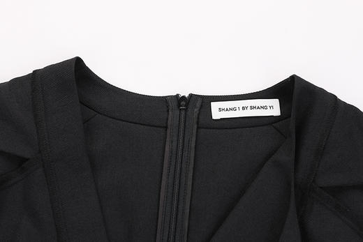 结构外露短袖连衣裙 商品图3