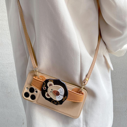 「狮子头腕带+斜挎！苹果全系」复古狮子头腕带适用苹果14手机壳13pro max斜挎iphone12/11硬壳女手机膜壳 商品图3