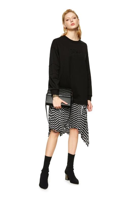 玛丝菲尔·素 条纹拼接字母刺绣卫衣裙 8857 商品图0