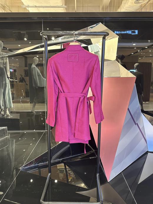 搭片下摆收腰西服 商品图1